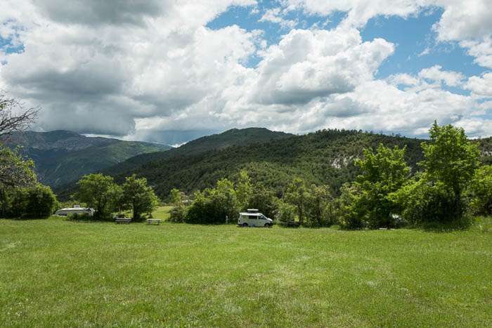 Castillon de Provence: Camping-Bungalow Parc Naturiste - Anne